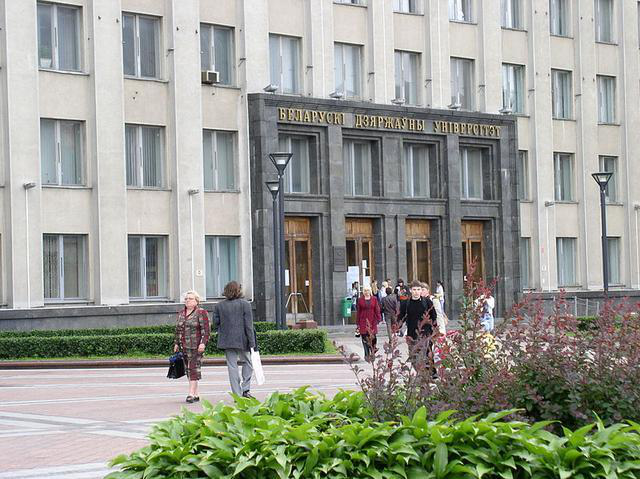 白俄罗斯留学，工薪家庭