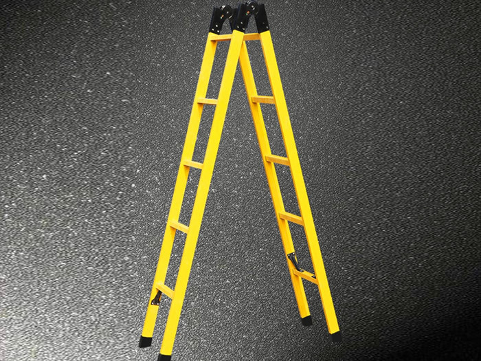 Insulated miter ladder