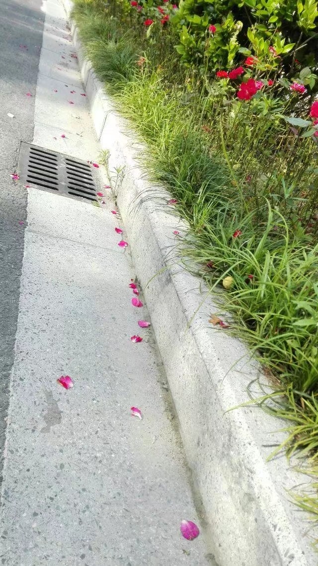 仿石材侧石