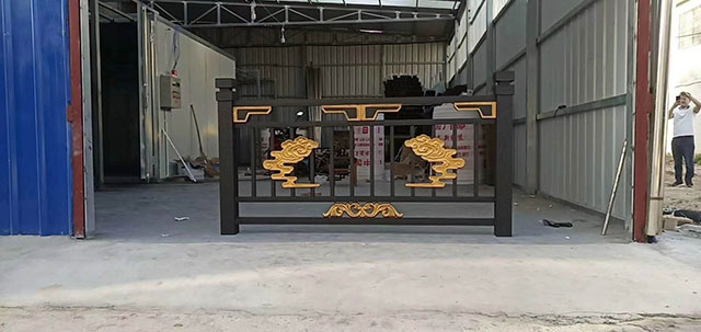 個(gè)性鐵藝大門(mén)定做