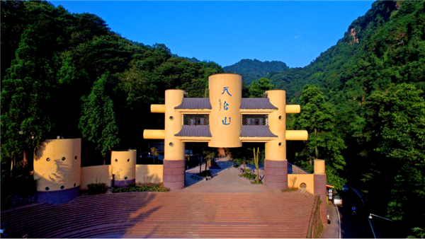 人间四月天，天台山迎来醉美萤火虫观赏季
