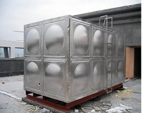 关于不锈钢保温水箱的安装！
