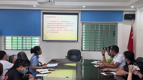 落实食品安全主体责任 海南保亭县召开秋季学校检查约谈会