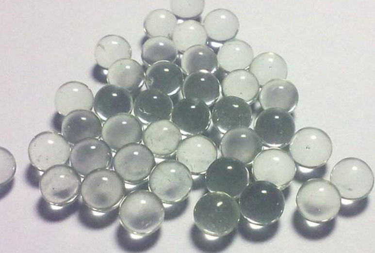 Glass beads for sandblasting