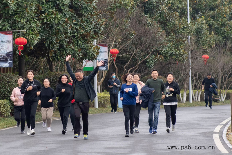 海阳科技营销人新春走湖鼓牛劲