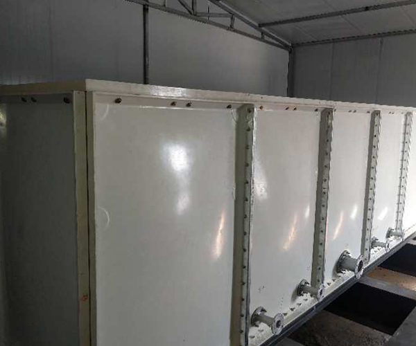 呼和浩特市不锈钢保温水箱的保温材料有什么呢？