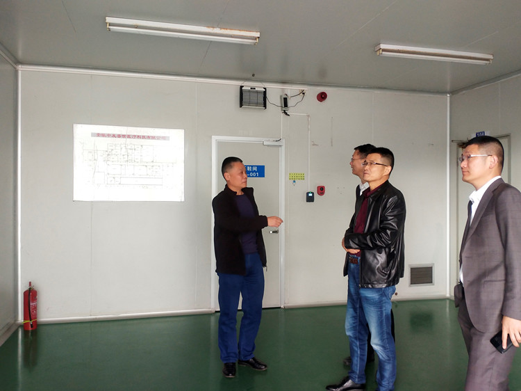 探尋校企合作之路 助力企業(yè)轉(zhuǎn)型發(fā)展——吉林大學(xué)蕪湖技術(shù)轉(zhuǎn)移中心赴蕪湖御草醫(yī)藥有限公司開展對接走訪活動
