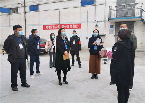 “三进三帮”专项行动 就业促进小分队：到！