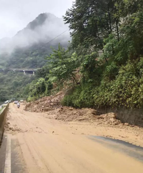 北斗沉降監測裝置，輸電線路北斗地質災害在線監測有一手