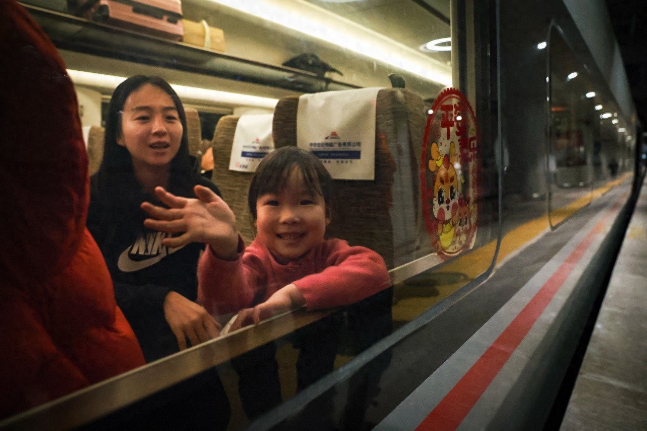 During the Spring Festival holiday in 2025, there were 18.24 million passengers transported by civil aviation in China