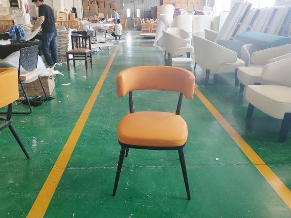餐椅HC586