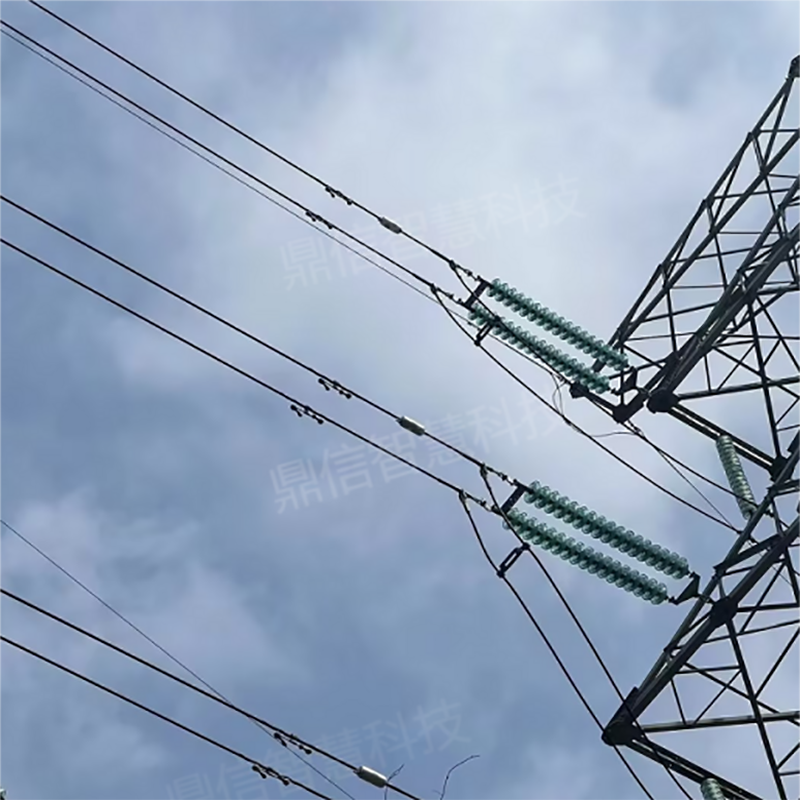 Precise fault localization device for overhead transmission lines: accurate detection of lesions and timely fault alarms