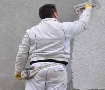 粉刷石膏在加气混凝土墙面上抹灰的注意事项