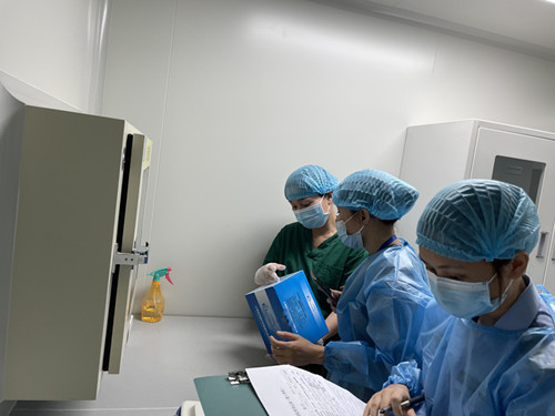助力疫情防控 保亭县市场监管局强化医疗器械监管