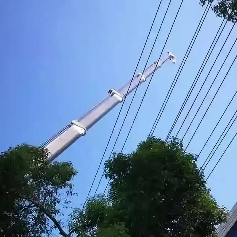 吊車與高壓電狹路相逢？近電防觸碰智能預(yù)警裝置來解圍