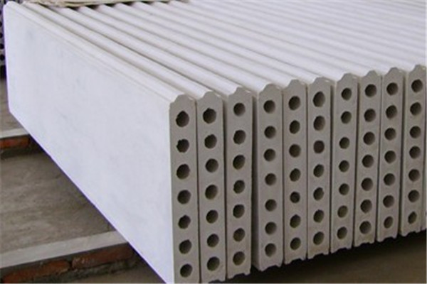 輕質隔墻板重量比較輕能夠緩解工程建筑載重