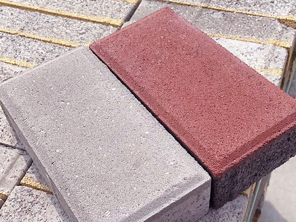 常州面包砖铺设时可能遇到的问题-和县铭辉水泥制品有限公司