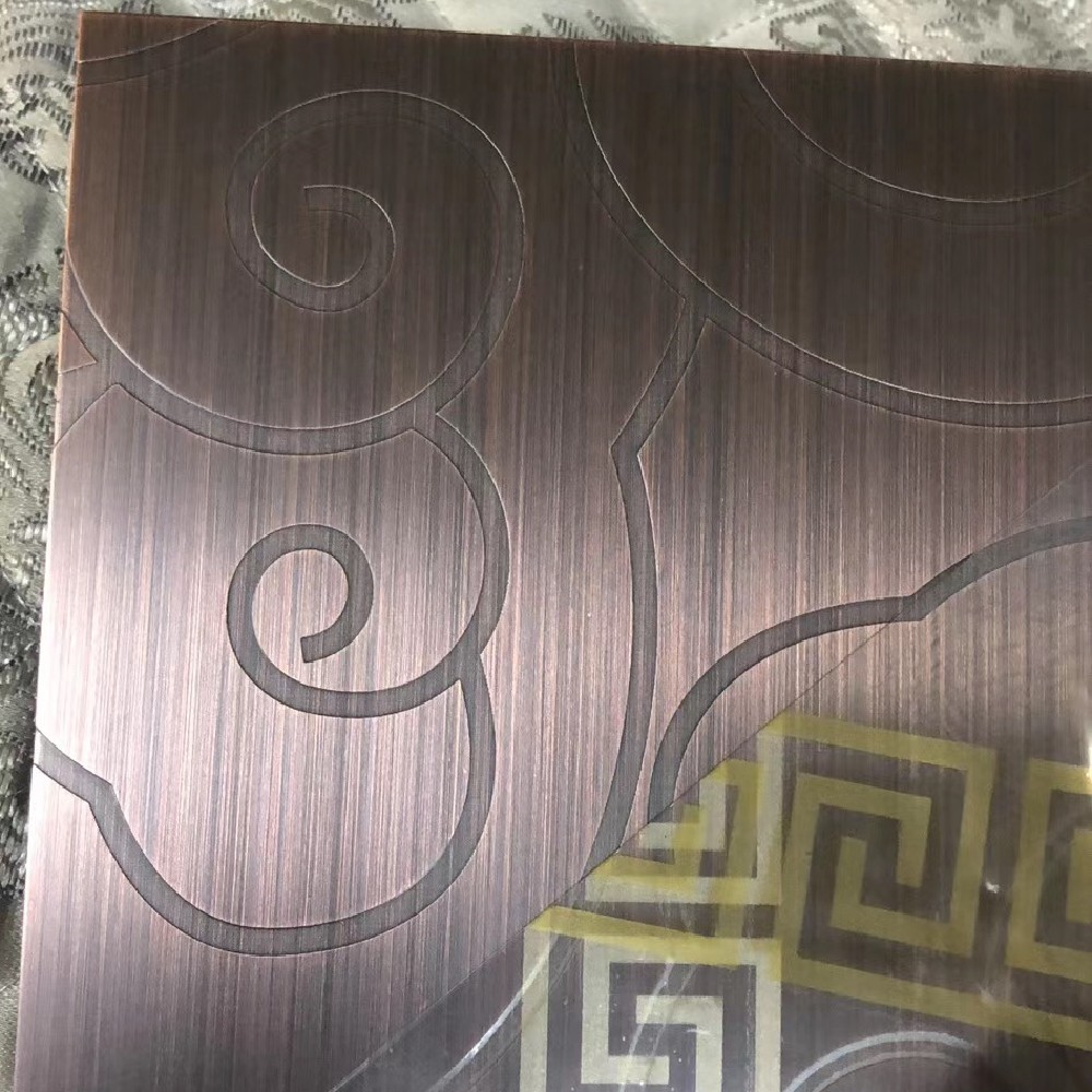 蚀刻云纹红古铜彩板