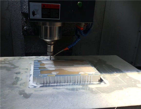 东营特价全自动吸塑模具生产商