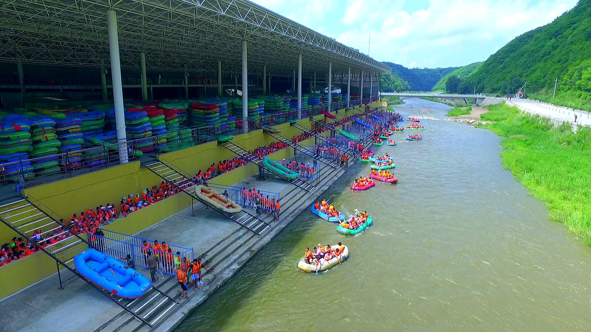 保定优质沈阳周边一日游_新闻中心_辽宁清原红河峡谷漂流旅游有限公司