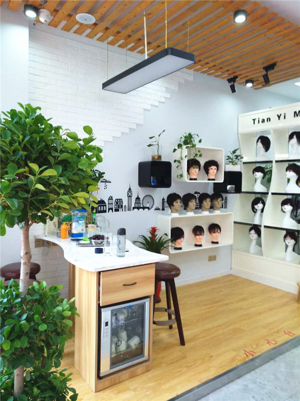 美发里的白色漂粉怎样使用