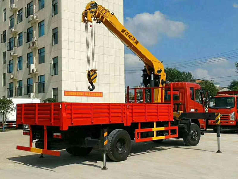 雅安汉源吊车出租价格雅安吊装租用电话吊车起重机租用