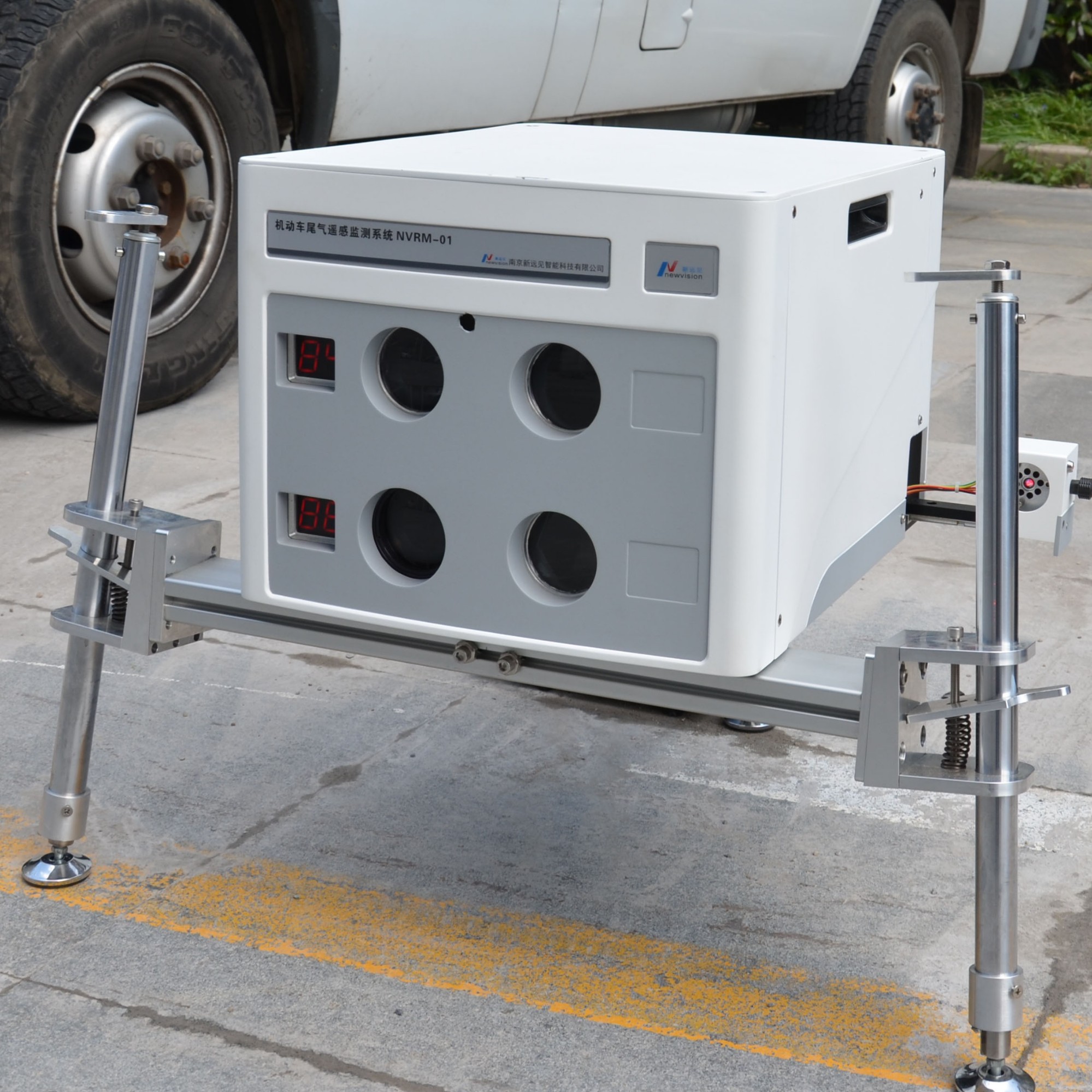 机动车尾气遥感监测系统(固定式)机动车尾气遥感监测系统(固定式)