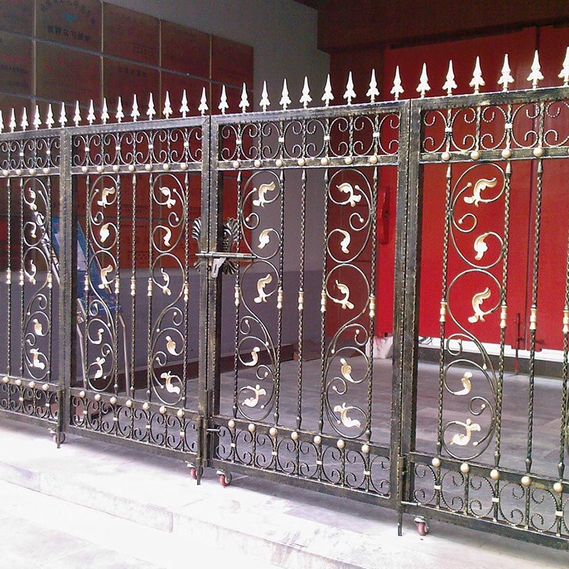 鞍山铁艺大门厂家-推荐沈阳德中顺装饰装修工程有限公司