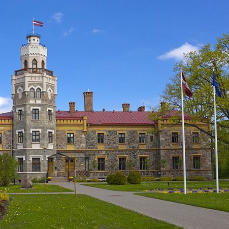 韩国秋溪艺术大学-廊坊市晨材教育有限公司